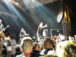 38933051_218724132153220_2395035349509210112_n