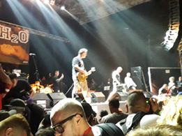 38948700_223455515033317_8772945768412610560_n